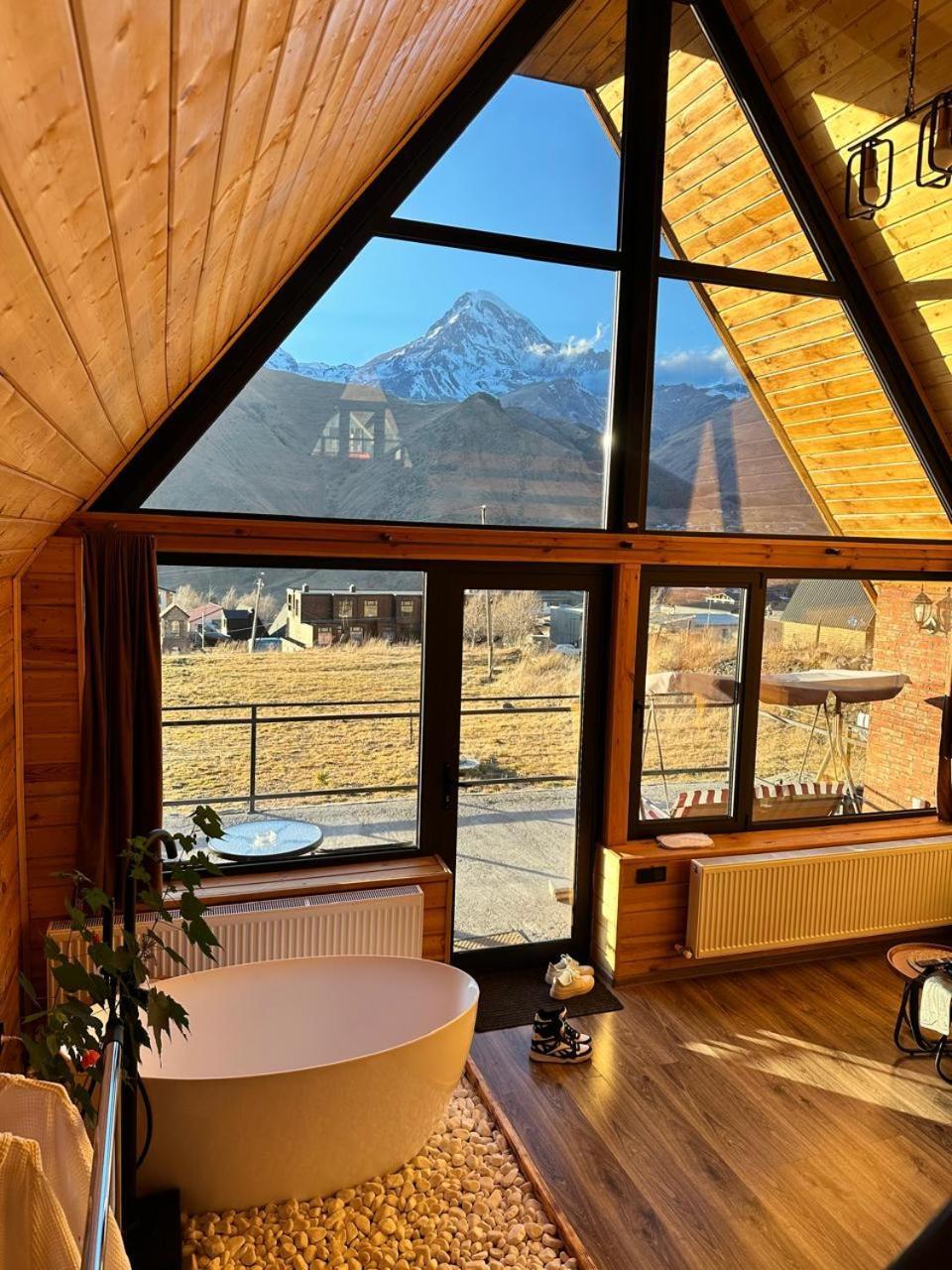 Kera Cottages Kazbegi Ngoại thất bức ảnh